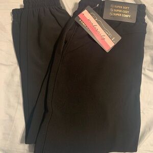 NWT Free Haven XL maternity pants black
